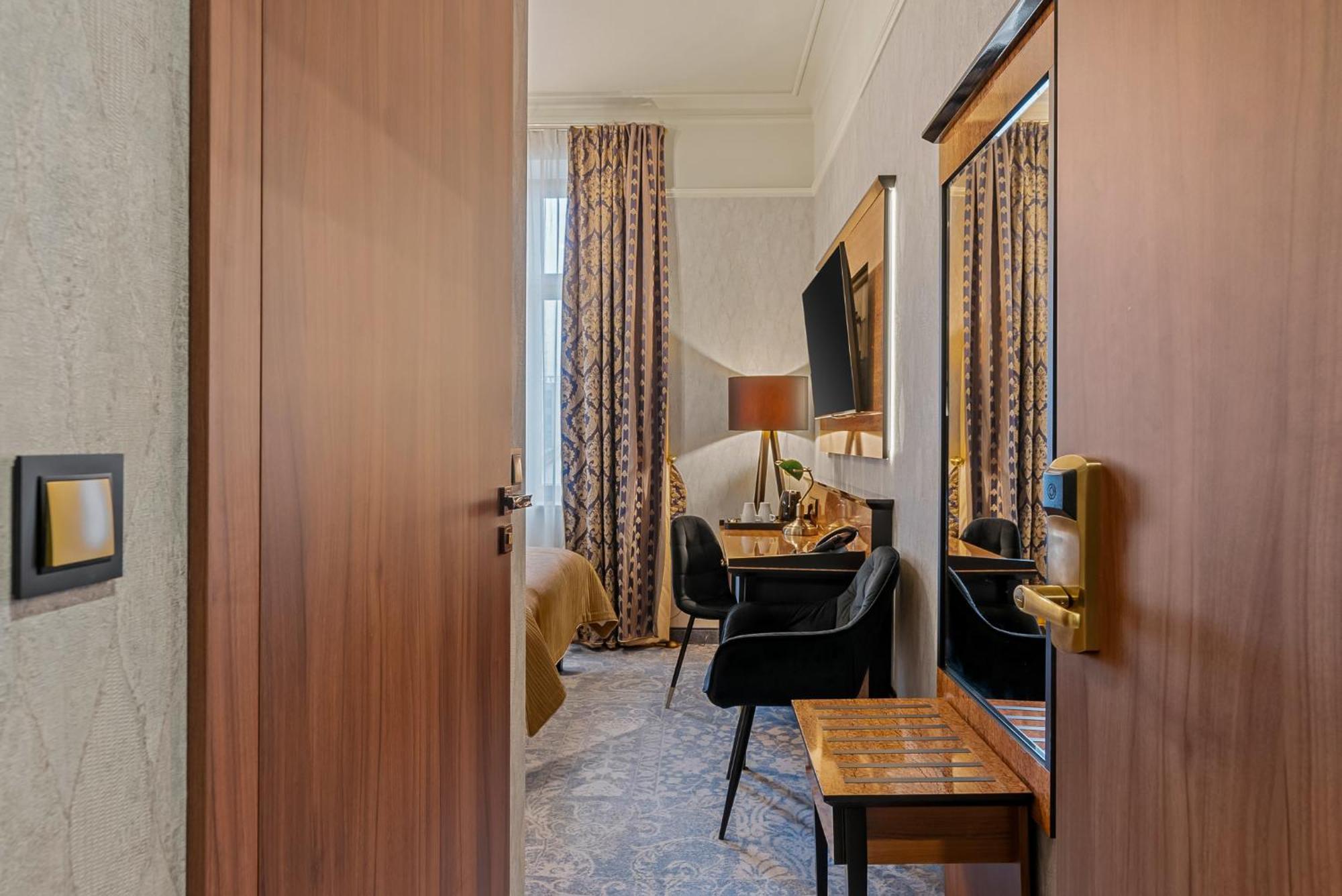 Hotel Diament Plaza Katowice Luaran gambar