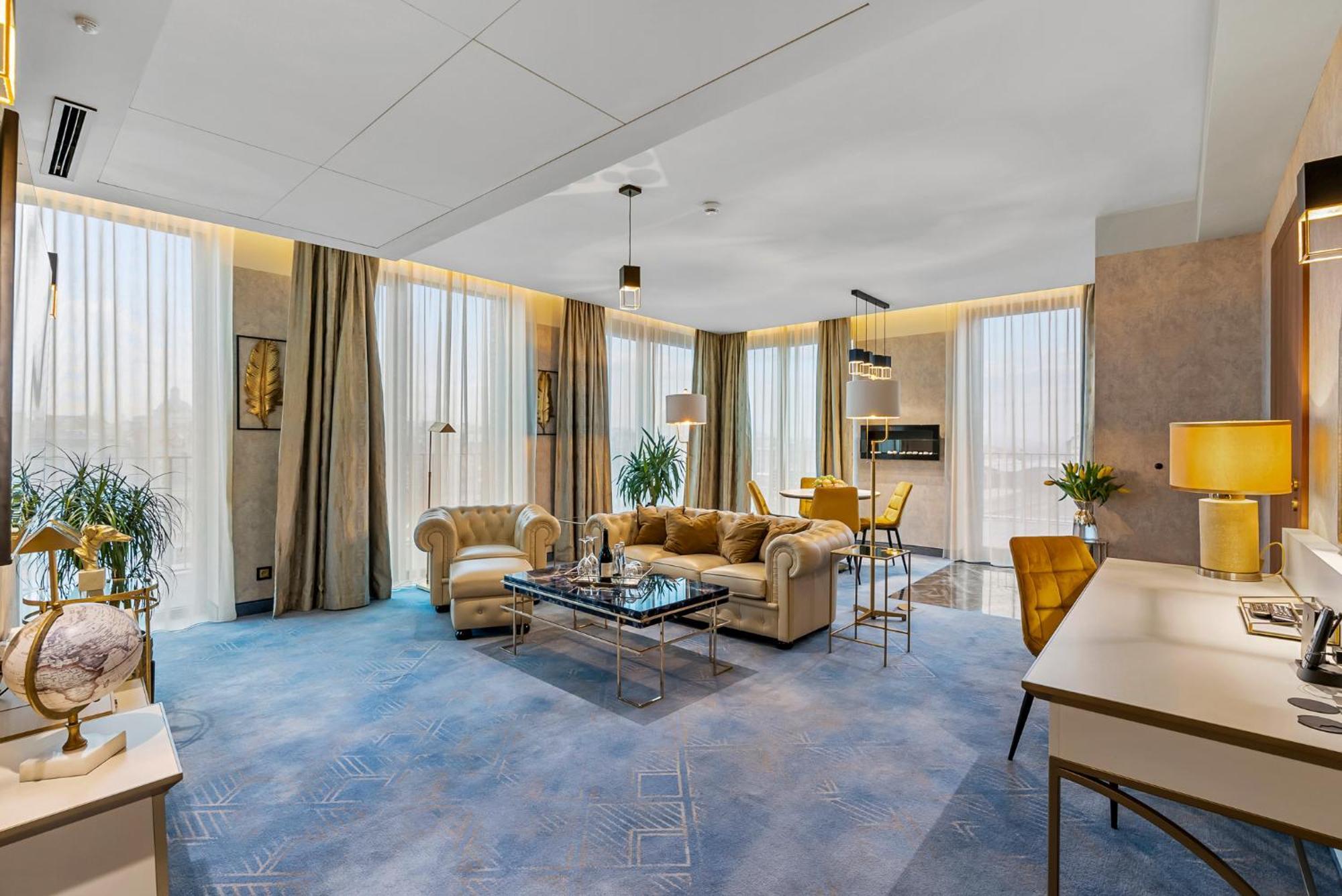Hotel Diament Plaza Katowice Luaran gambar
