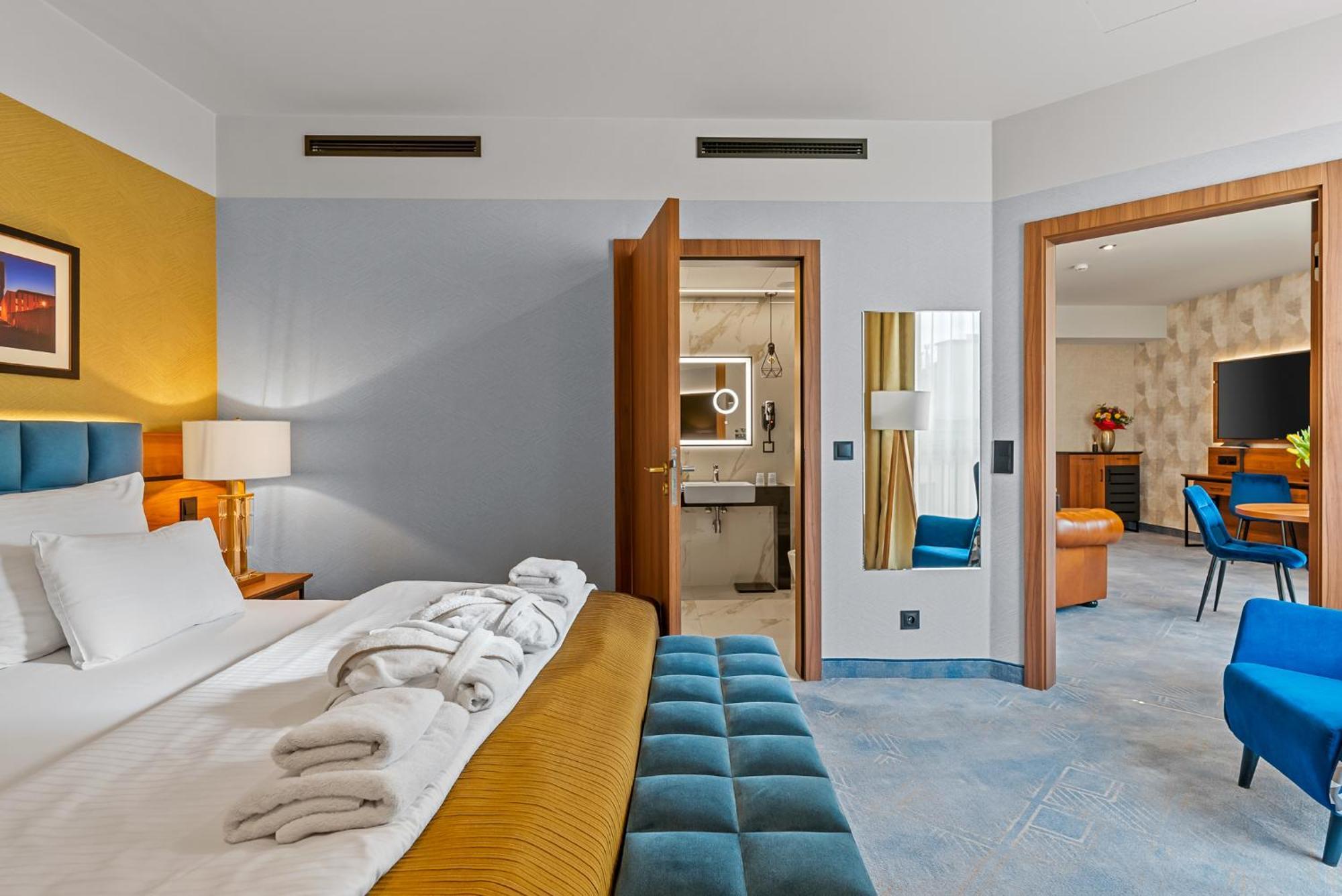 Hotel Diament Plaza Katowice Luaran gambar