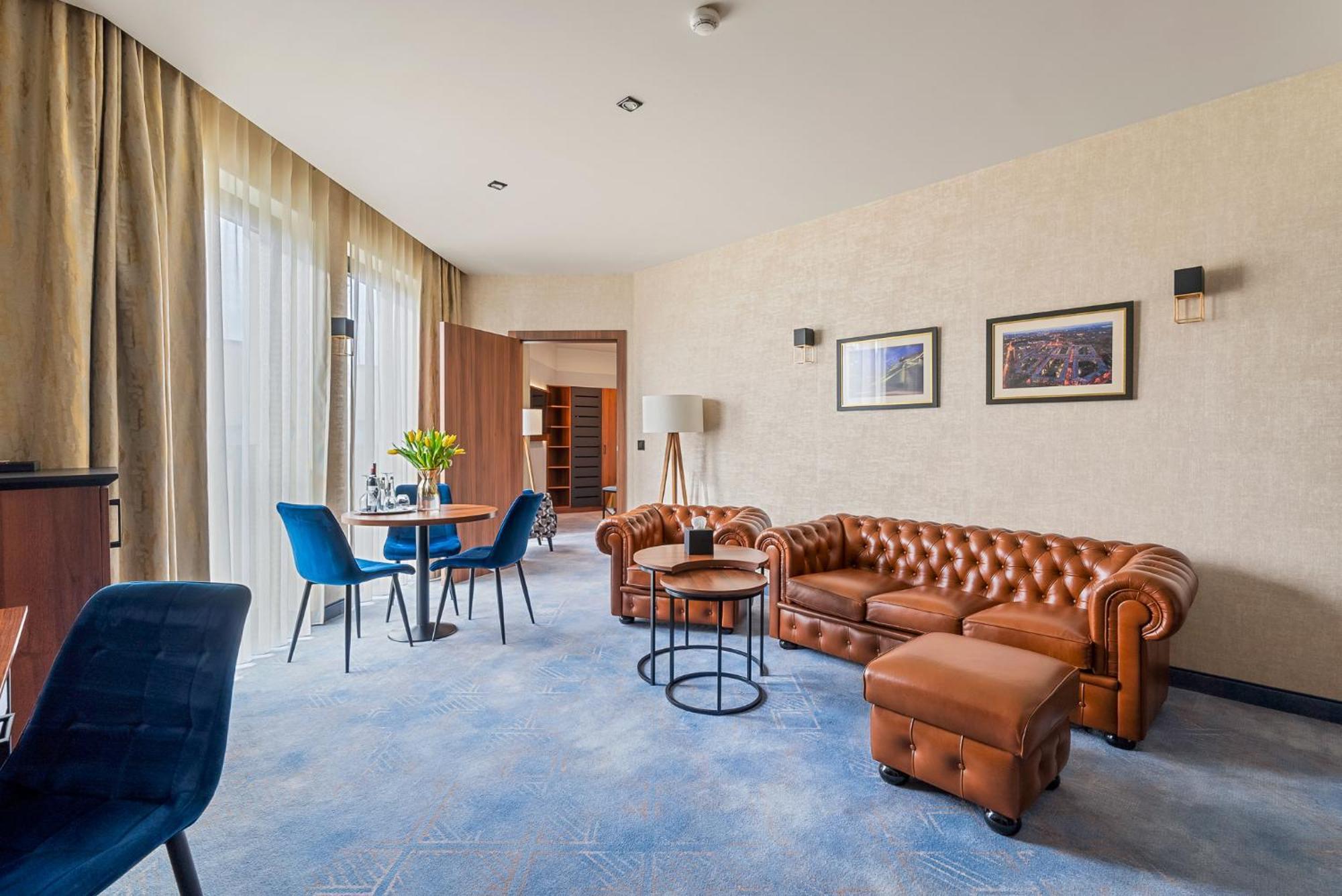 Hotel Diament Plaza Katowice Luaran gambar