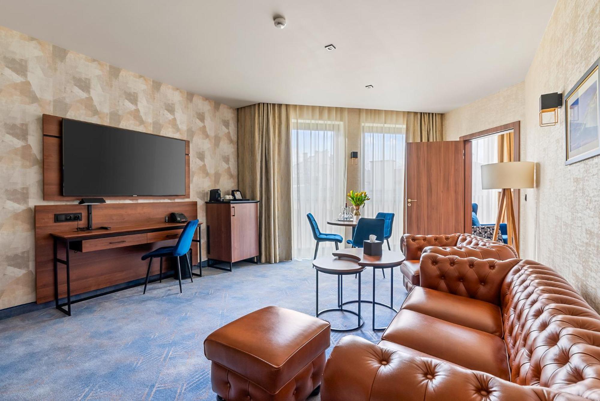 Hotel Diament Plaza Katowice Luaran gambar